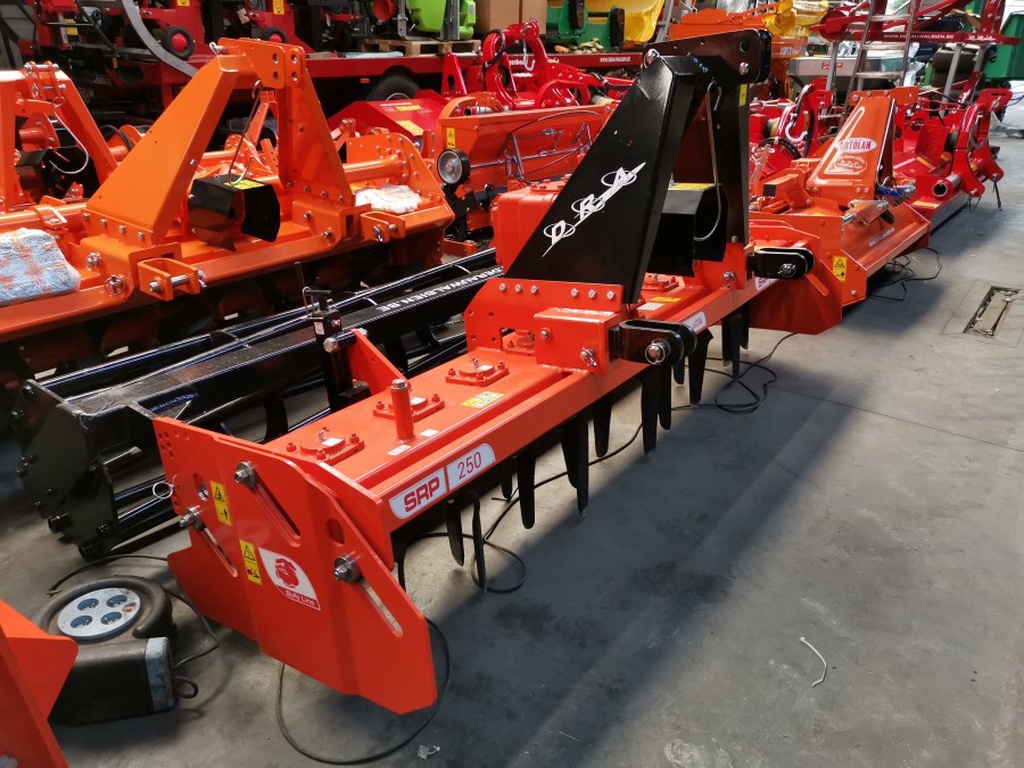 Cosmo  SRP 200 - 250 en 300 cm