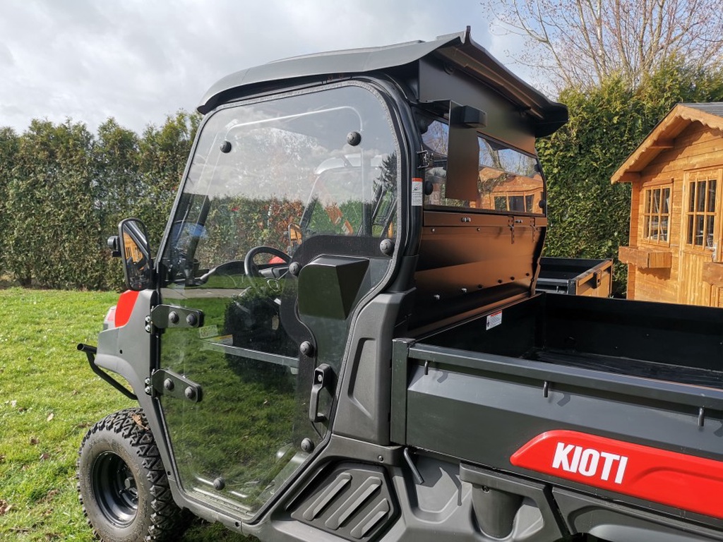 Kioti MECHRON K9 - 2400 UTV 4X4