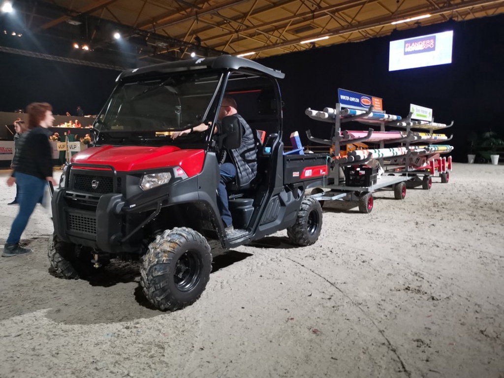 Kioti MECHRON K9 - 2400 UTV 4X4