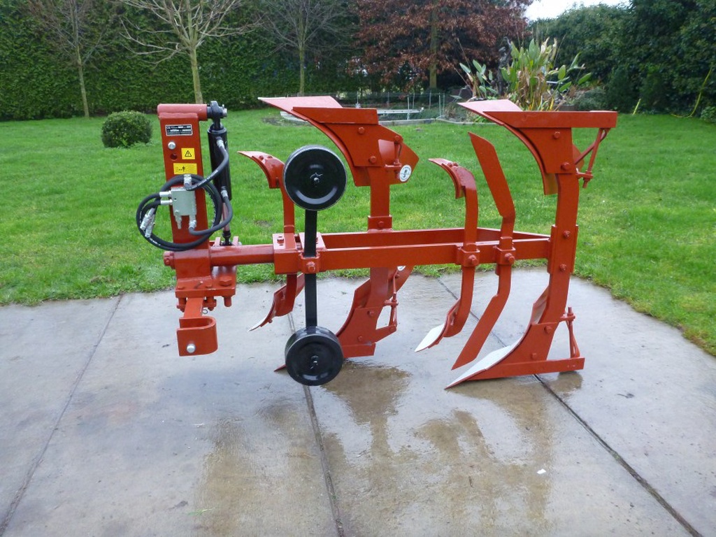 Aldo Biagioli  Twee schaar