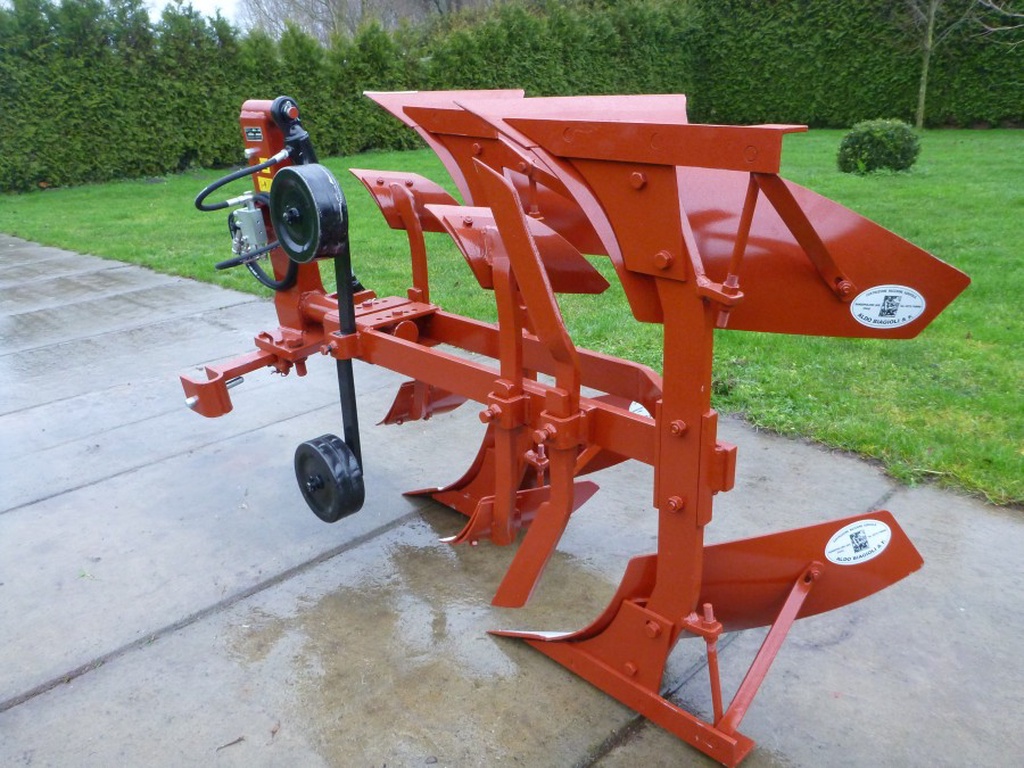 Aldo Biagioli  Twee schaar