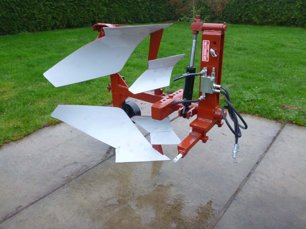 Aldo Biagioli  Twee schaar