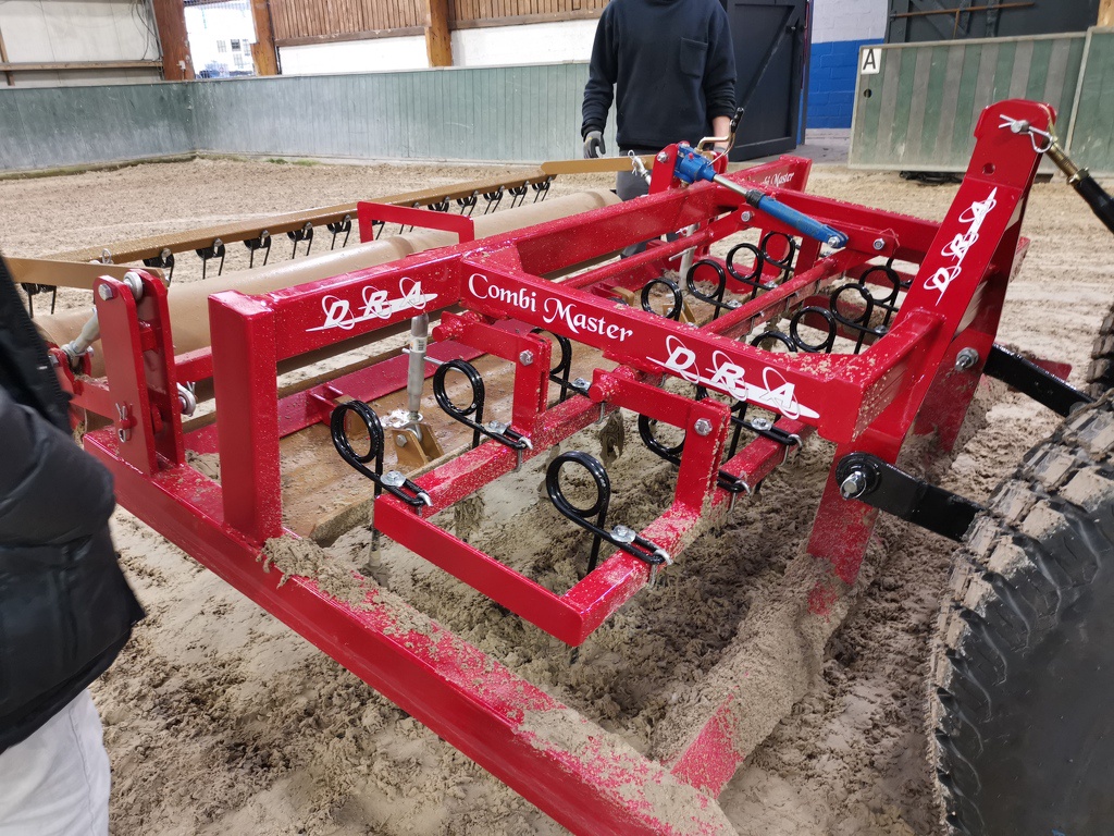 Bodemvlakker Pistesleep  DRA Comby Master uit voorraad leverbaar