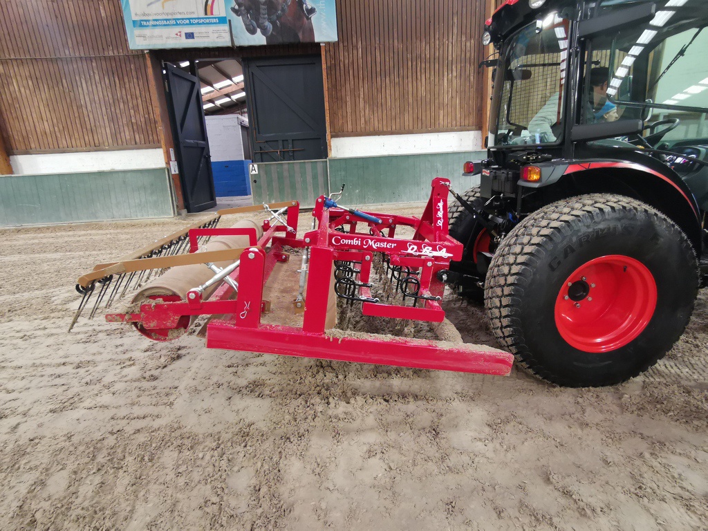 Bodemvlakker Pistesleep  DRA Comby Master uit voorraad leverbaar