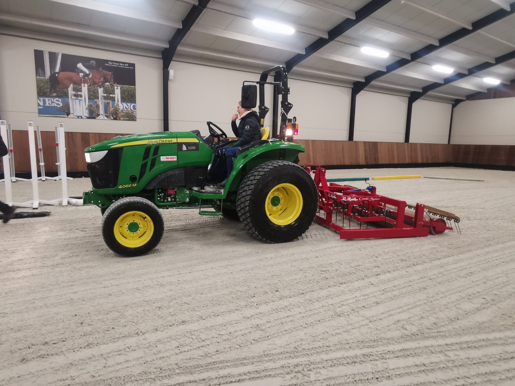 Bodemvlakker Pistesleep  DRA Comby Master uit voorraad leverbaar