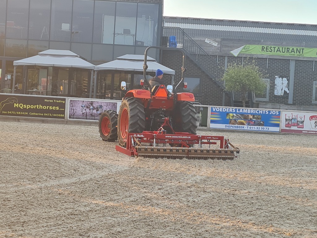 Bodemvlakker Pistesleep  DRA Comby Master uit voorraad leverbaar