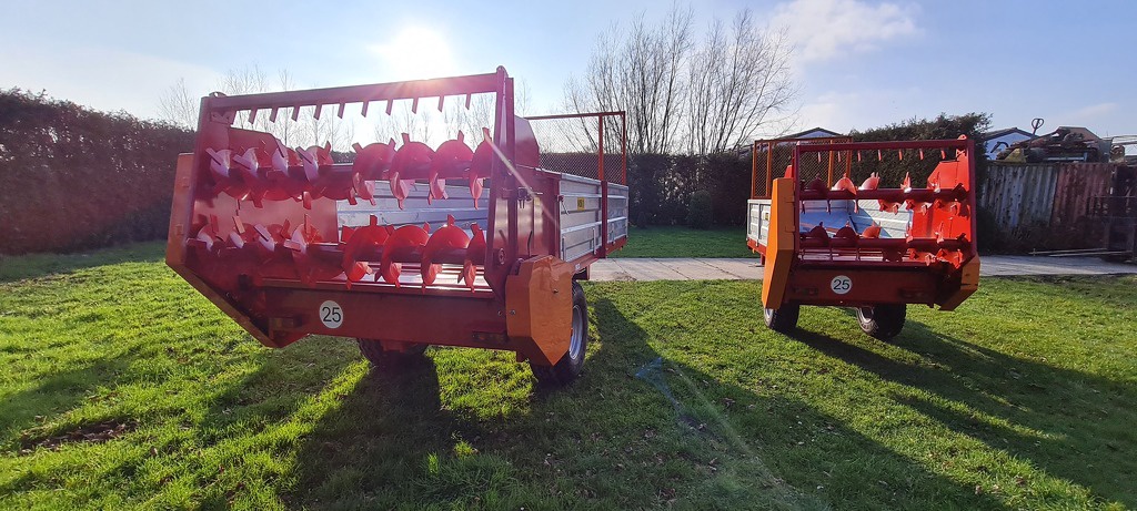 Mestwagens 2,5 en 4,5 ton