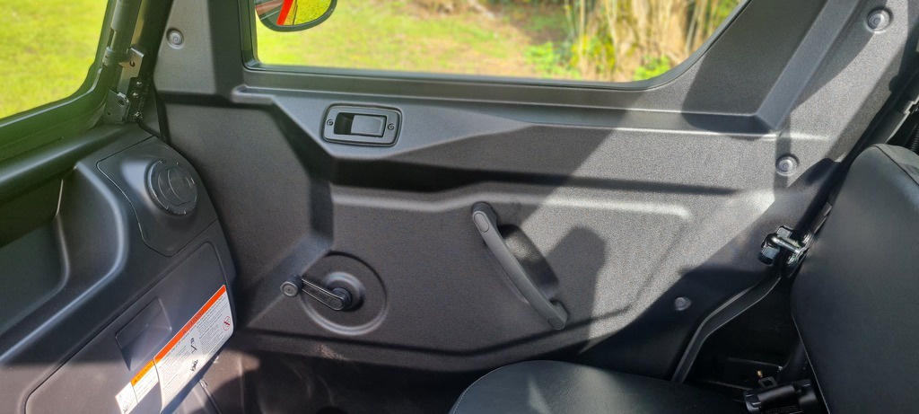 Kioti Mechron K9 2410 met 50 k