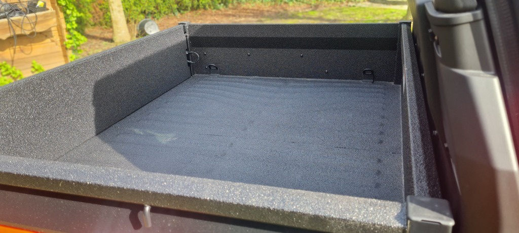 Kioti Mechron K9 2410 met 50 k