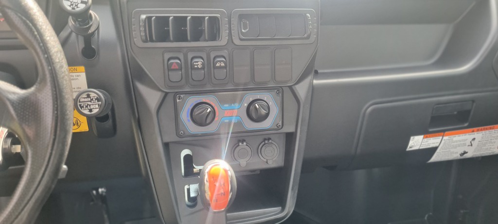 Kioti Mechron K9 2410 met 50 k