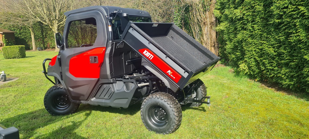 Kioti Mechron K9 2410 met 50 k