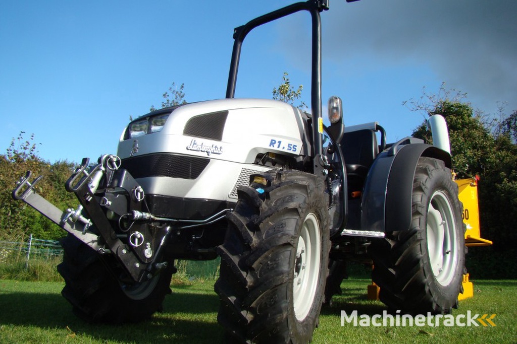 Lamborghini R1.55 met frontlift en PTO 