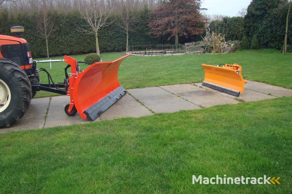 DRA Import sneeuw ruimer   Werkbreedte  140-120-180 cm 