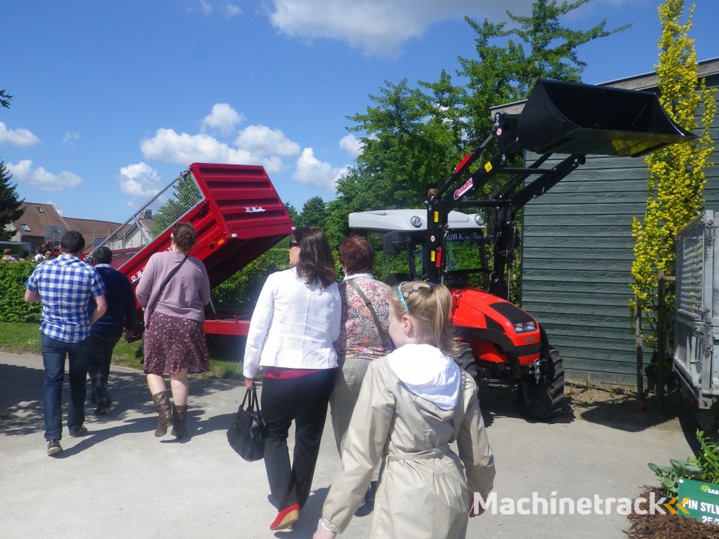 Same Solaris 55  met cabine en front ladder