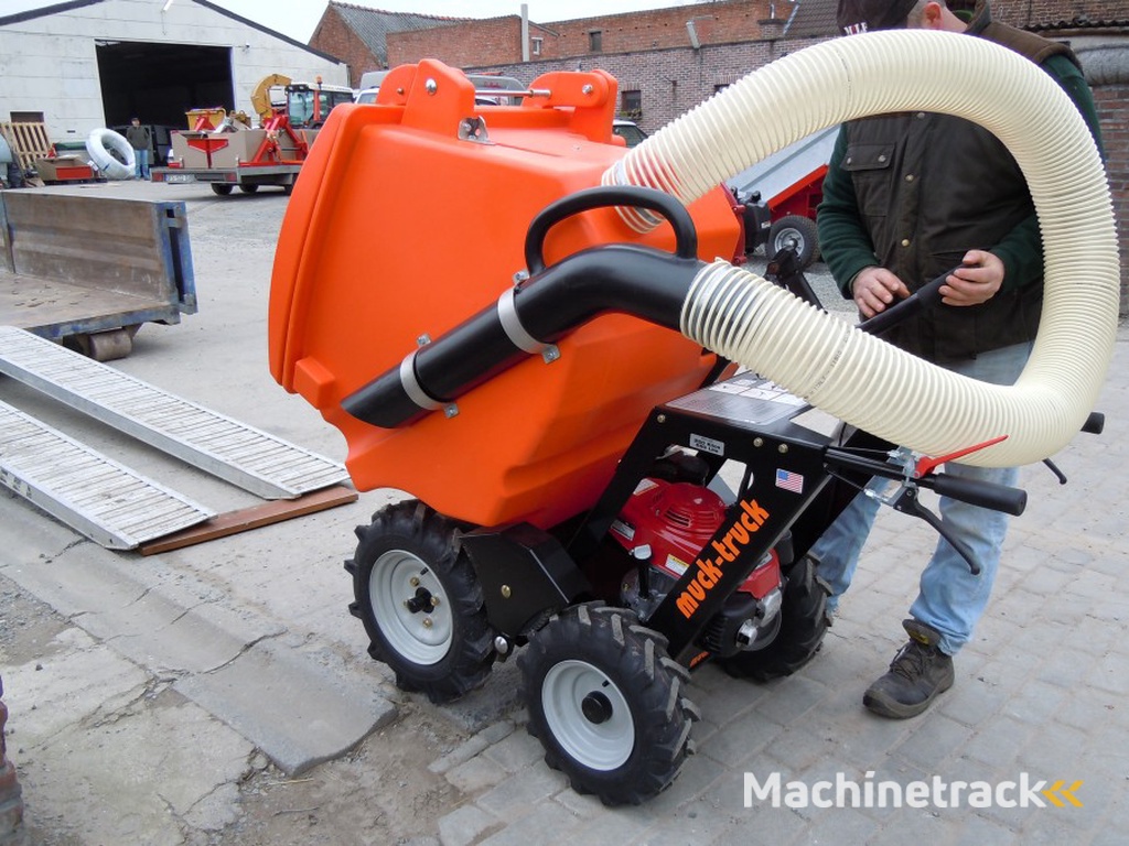 Muck truck Padok cliener  en opzuiger 