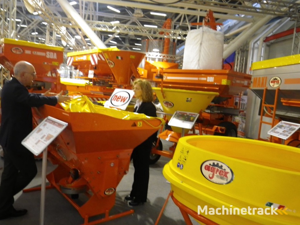 AGREX  Gamma gedragen strooiers 