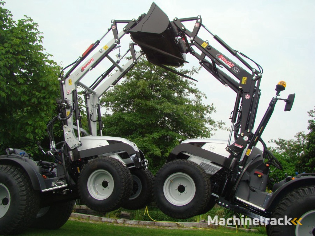 Lamboghini R1. 55 en 35 met frontladder 