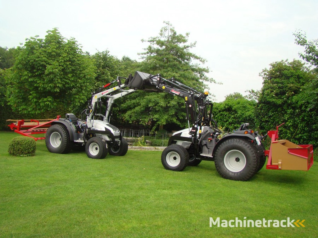 Lamboghini R1. 55 en 35 met frontladder 