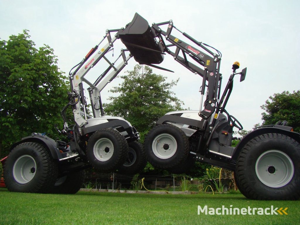 Lamboghini R1. 55 en 35 met frontladder 