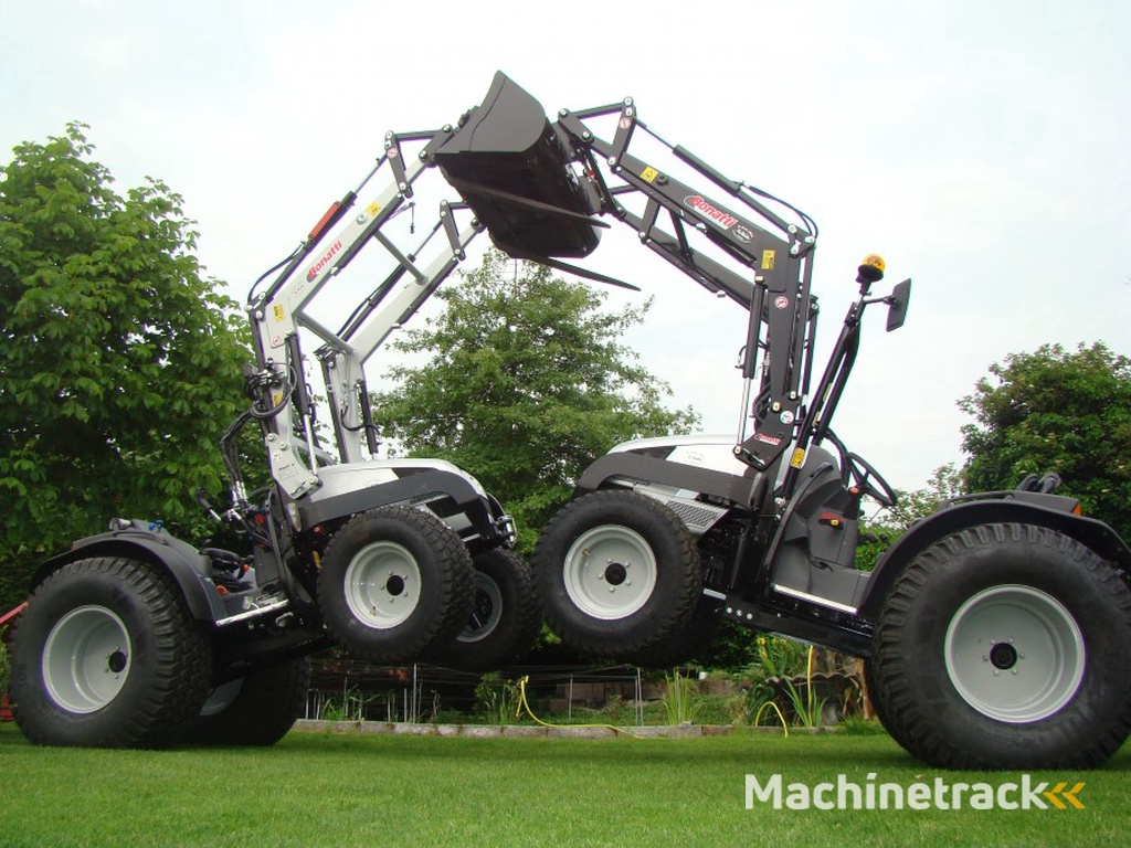 Lamboghini R1. 55 en 35 met frontladder 