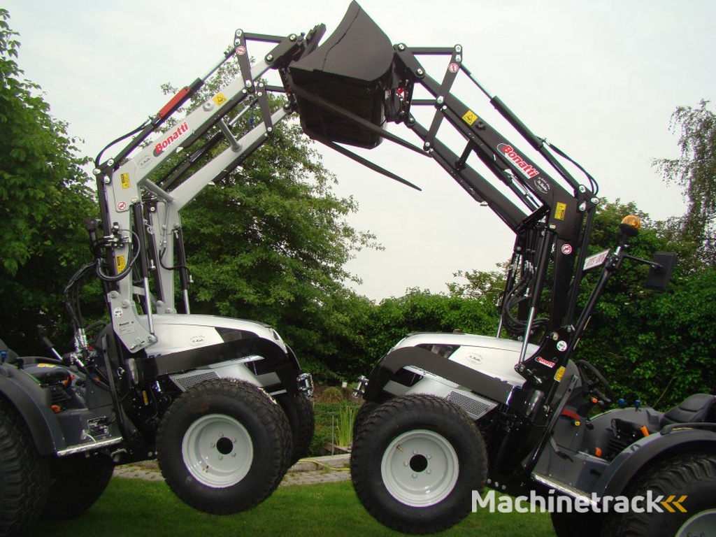 Lamboghini R1. 55 en 35 met frontladder 