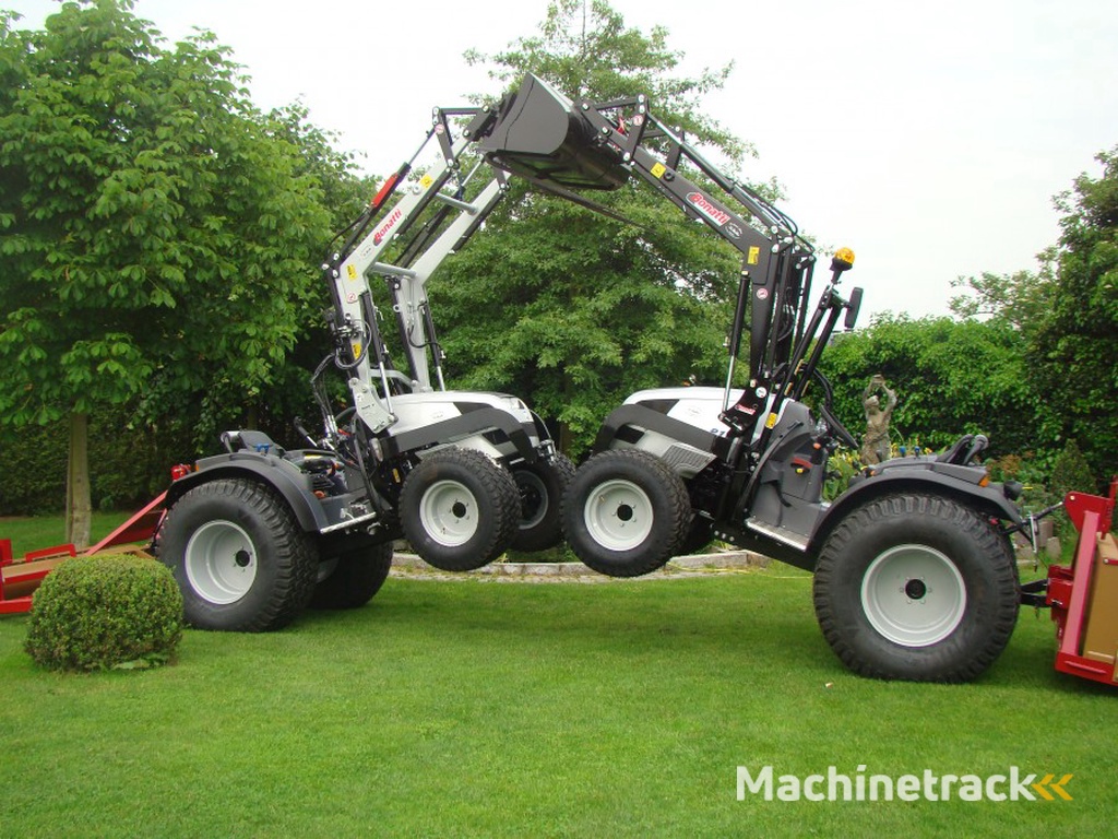 Lamboghini R1. 55 en 35 met frontladder 