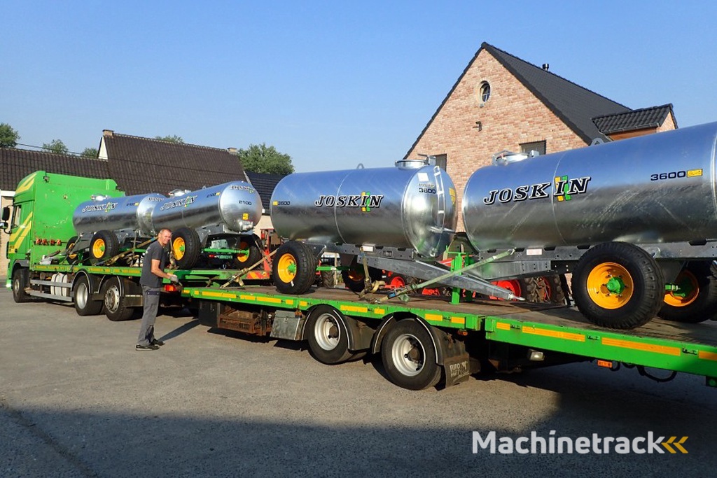 Joskin  Water ton 2100 en 3600 Liter