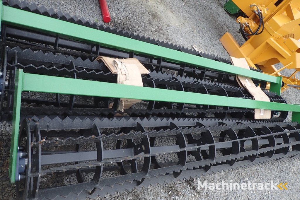 Rollen  Kooi rol -Raster rollen - Spiralle rollen enz uit voorraad leverbaar