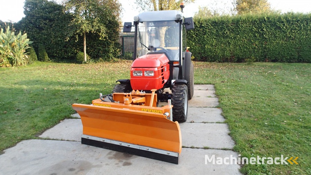 Same en kioti ck 30 Same Solaris 35 ideaal voor winter diensten 