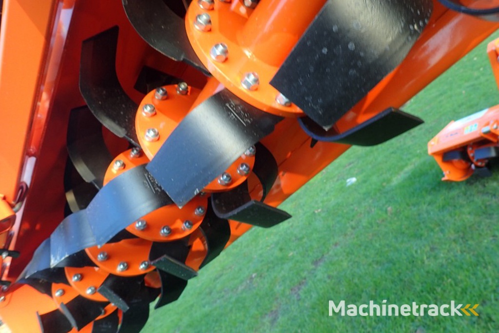 Cosmo UM seri 135 - 150 - 165 - 180 cm tandwiel aandrijf uit voorraad leverbaar