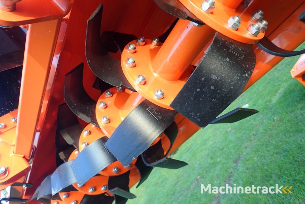 Cosmo UM seri 135 - 150 - 165 - 180 cm tandwiel aandrijf uit voorraad leverbaar