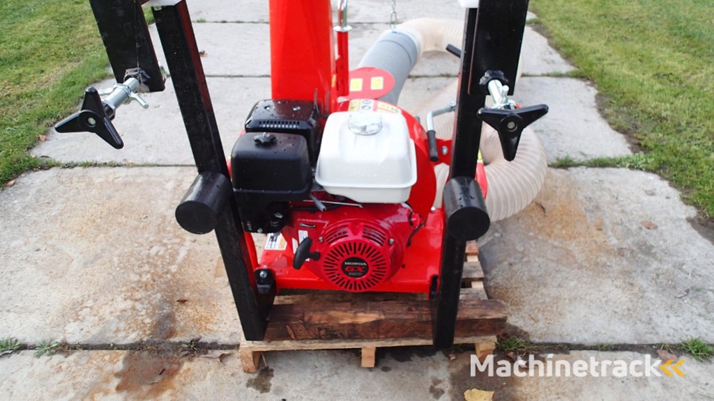 Caravaggi  Bladzuiger Jumbo H met Honda 13 kp