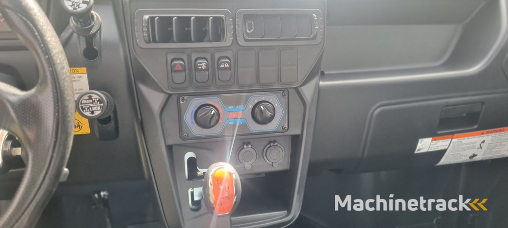 Kioti Mechron K9 2410 met 50 k