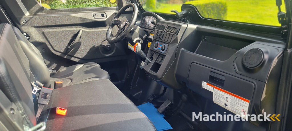 Kioti Mechron K9 2410 met 50 k