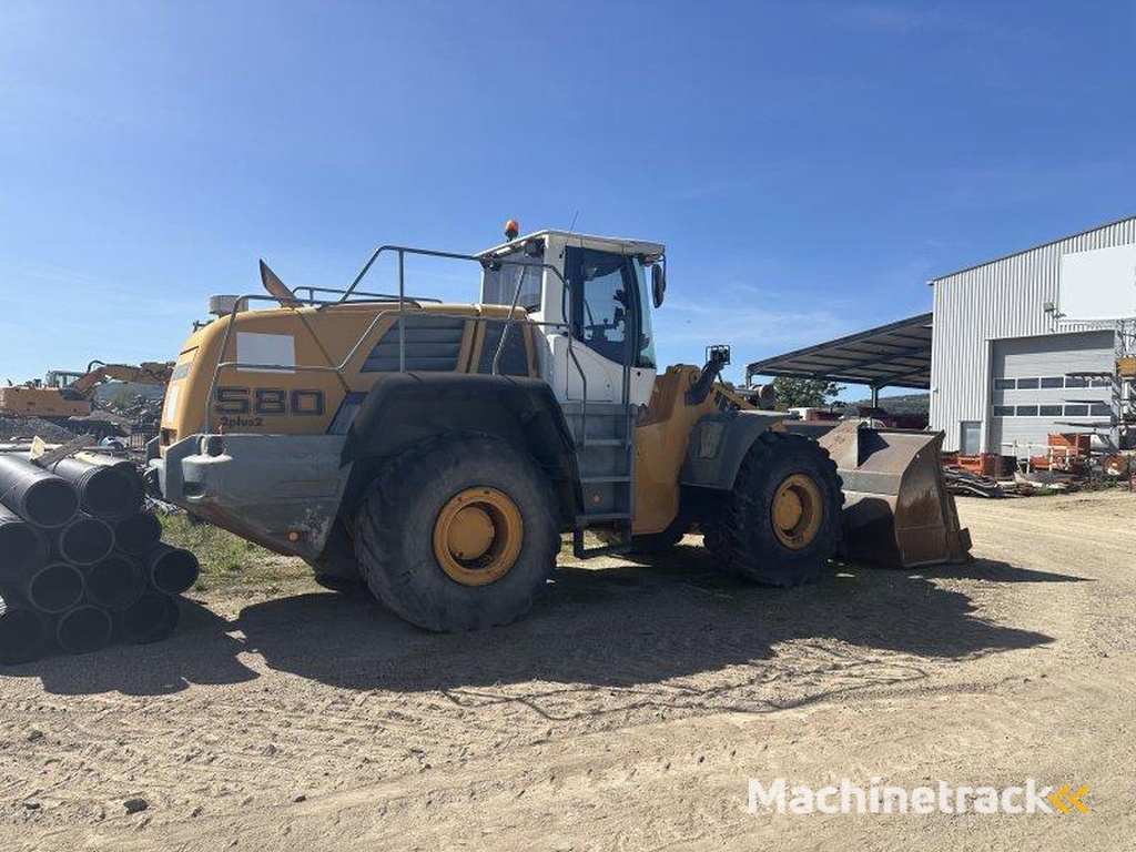 Liebherr L580-2plus2