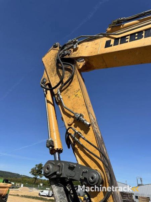 Liebherr R926-Litronic
