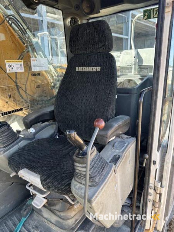 Liebherr R946-NLC