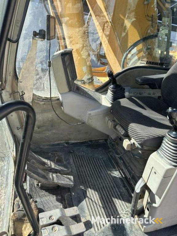 Liebherr R926-Classic