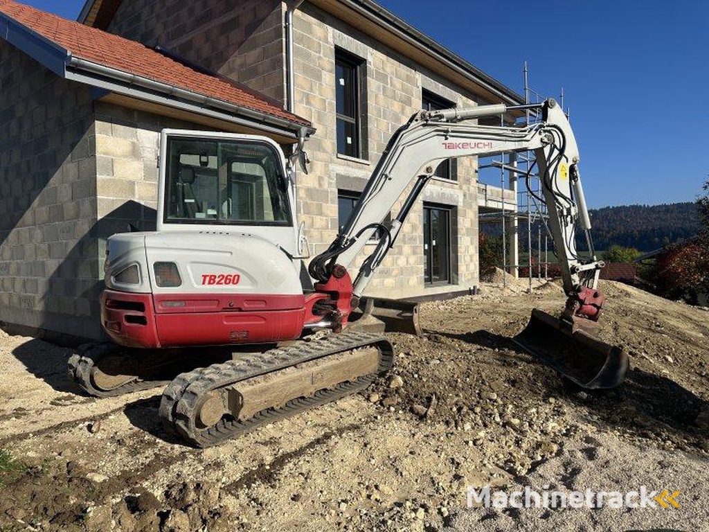Takeuchi TB260