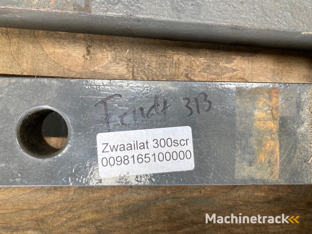 Fendt diverse zwaaihaken