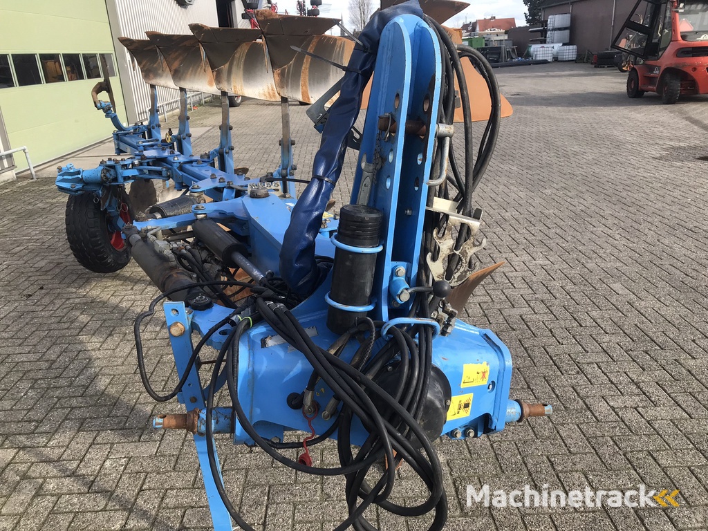 Lemken Juwel 8 V 4+1 N100 On-Land