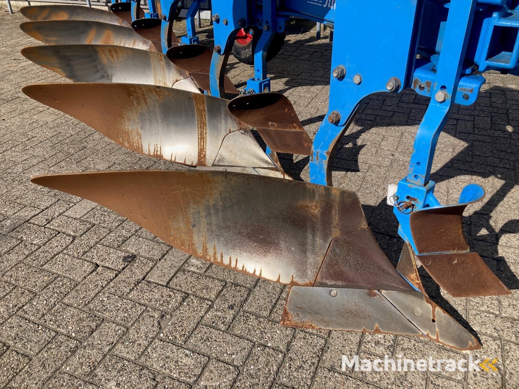 Lemken Juwel 8 V 4+1 N100 On-Land