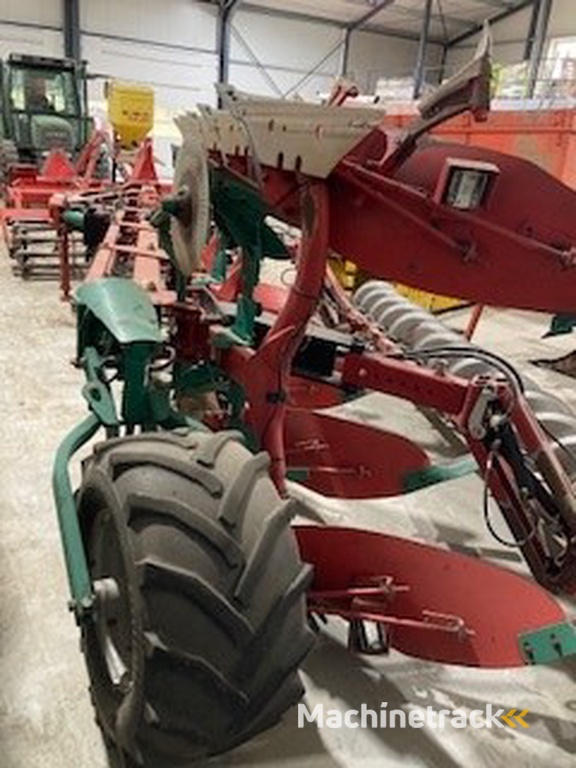 Kverneland KK 2500B I Plough Isobus met vorenpakker