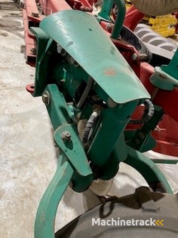 Kverneland KK 2500B I Plough Isobus met vorenpakker