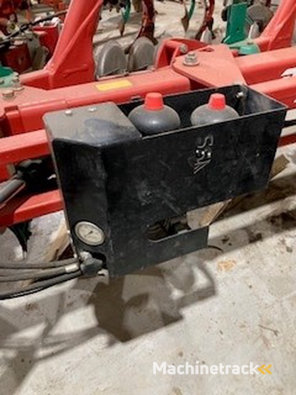Kverneland KK 2500B I Plough Isobus met vorenpakker