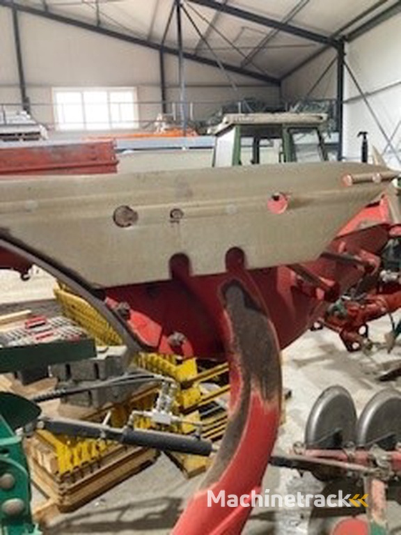 Kverneland KK 2500B I Plough Isobus met vorenpakker