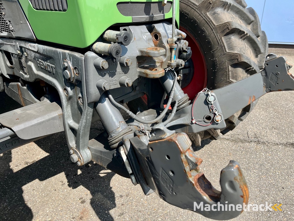 FENDT 718 COM3