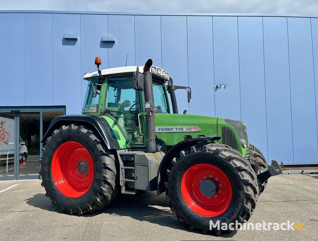 FENDT 718 COM3