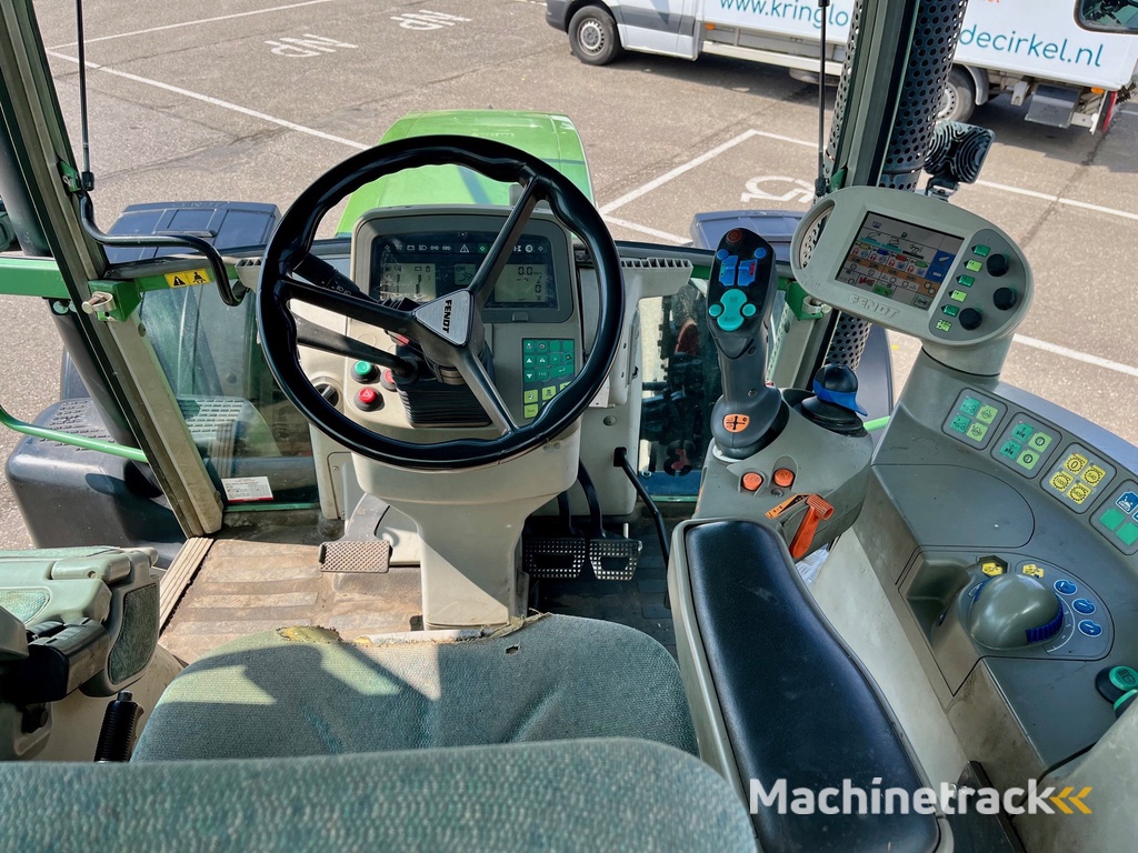 FENDT 718 COM3