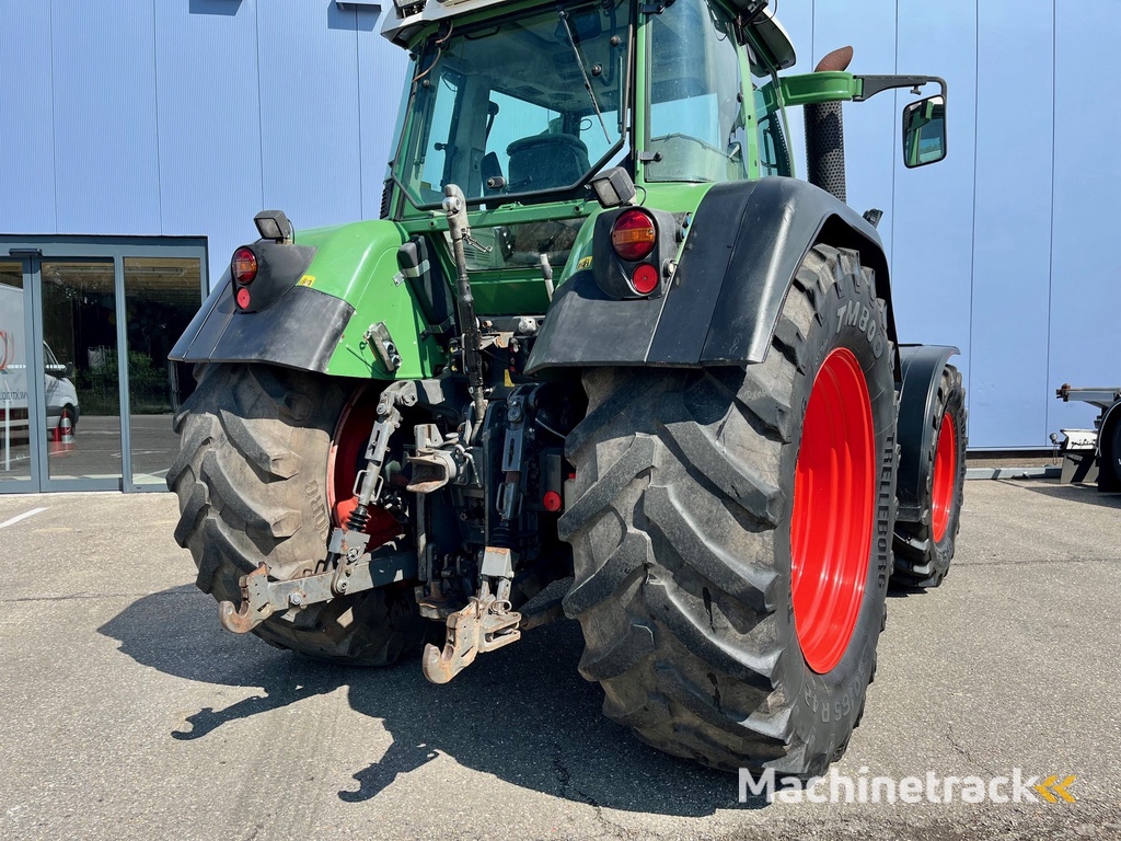 FENDT 718 COM3